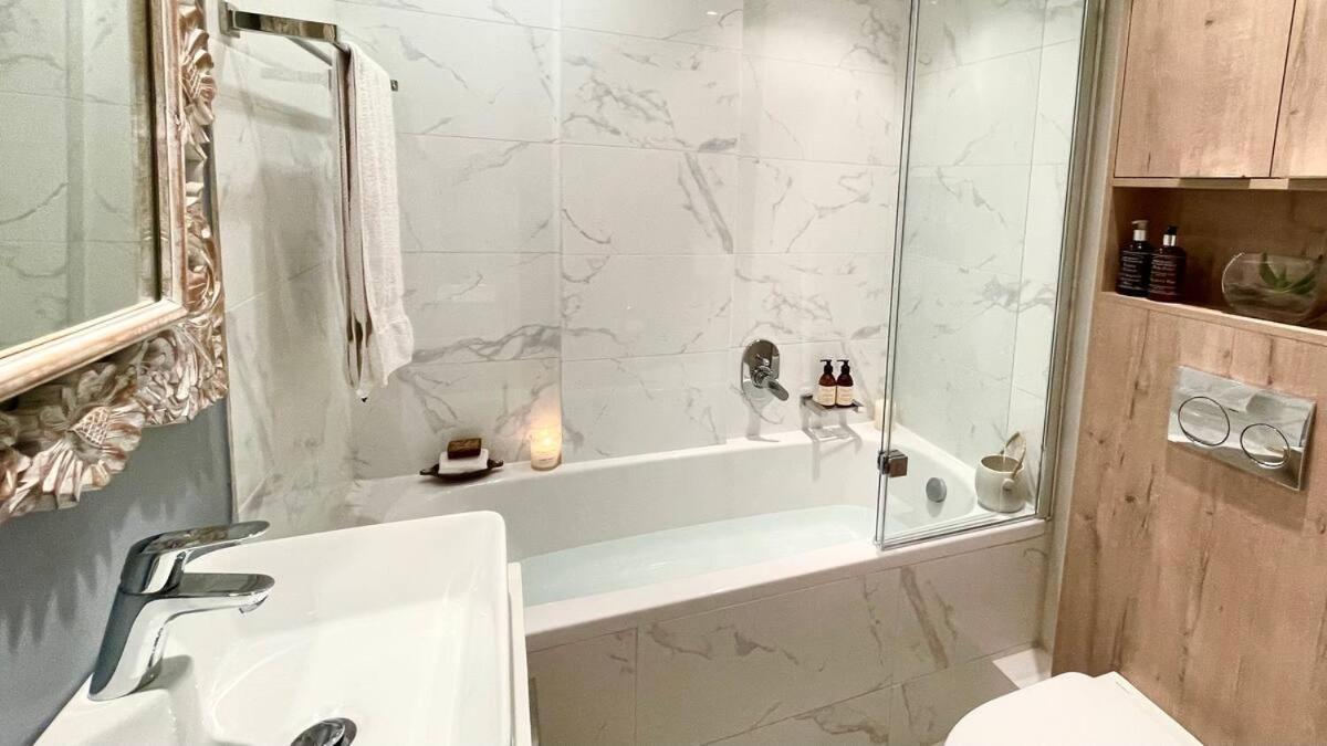 Апартаменты Abode Africa Блаубергстранд Экстерьер фото