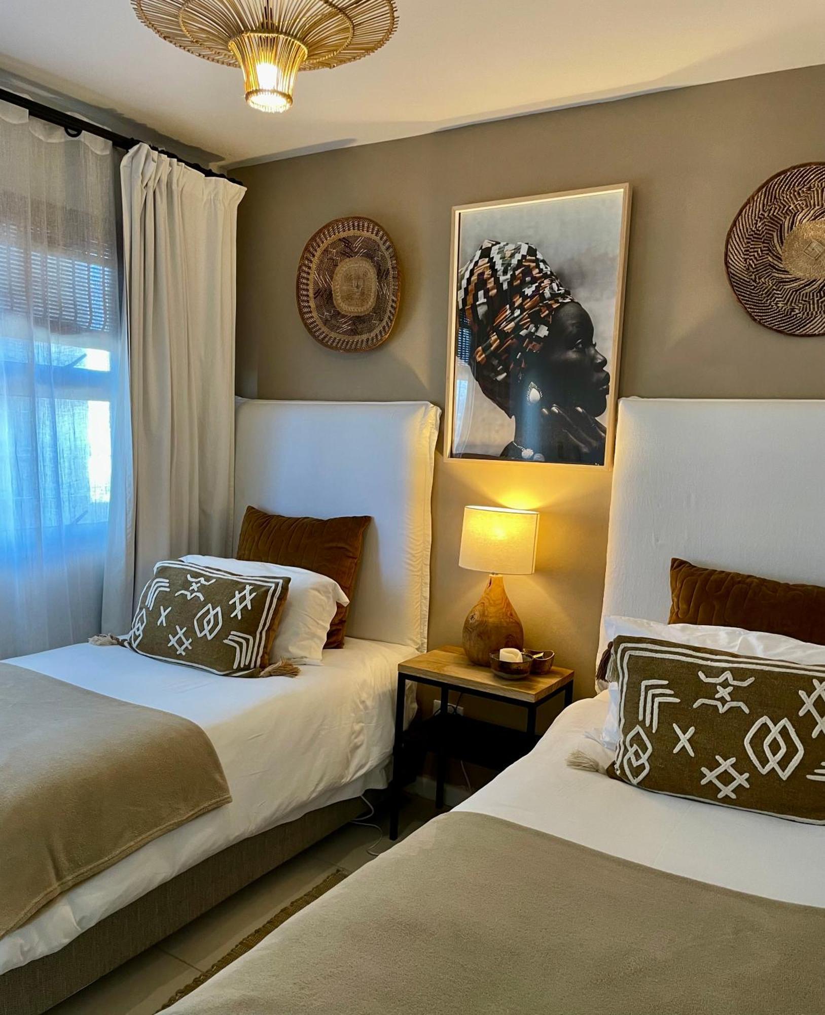 Апартаменты Abode Africa Блаубергстранд Экстерьер фото